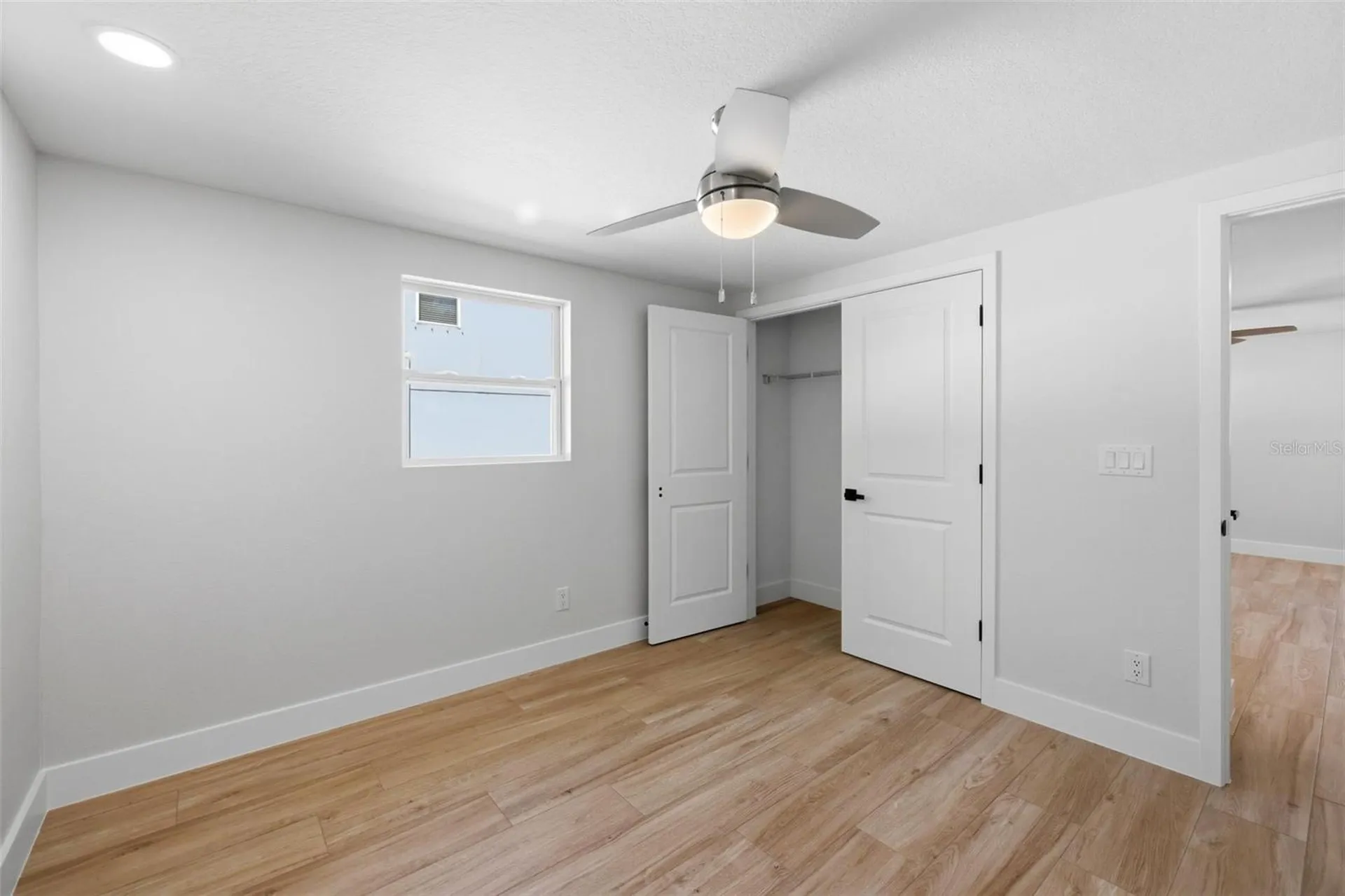 1802 Robinhood Street Sarasota FL 34231