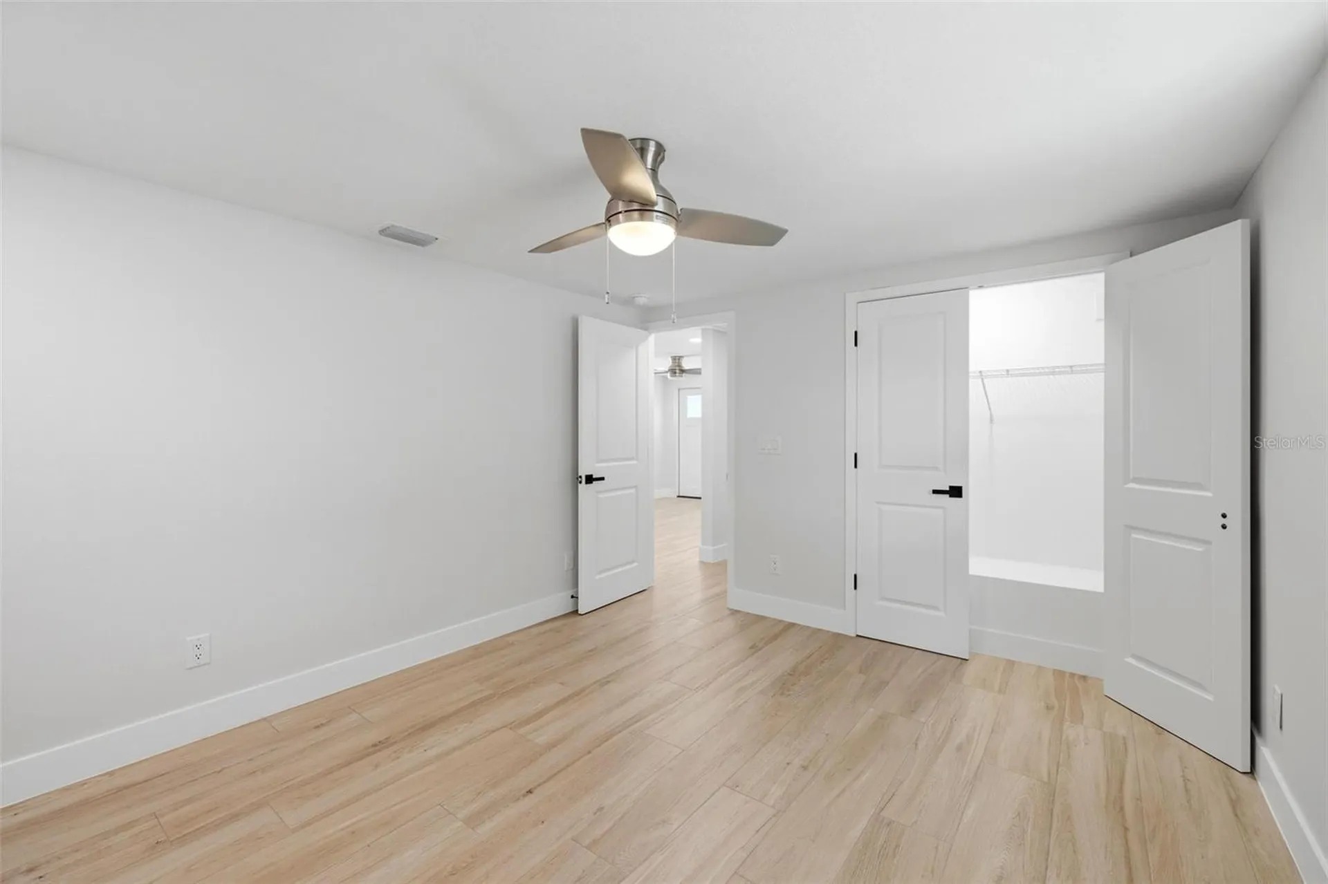 1802 Robinhood Street Sarasota FL 34231