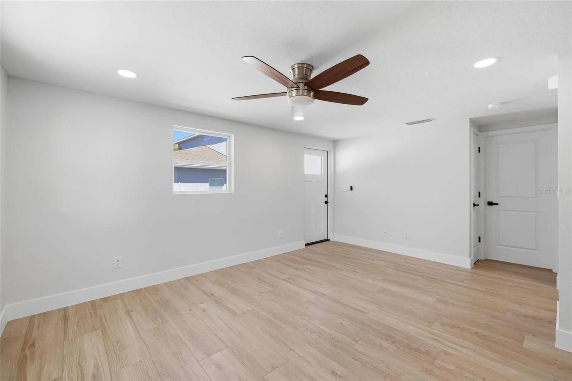 1802 Robinhood Street Sarasota FL 34231
