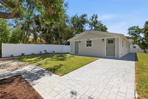1802 Robinhood Street Sarasota FL 34231