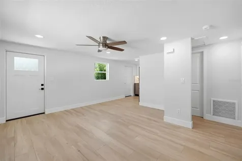 1802 Robinhood Street Sarasota FL 34231