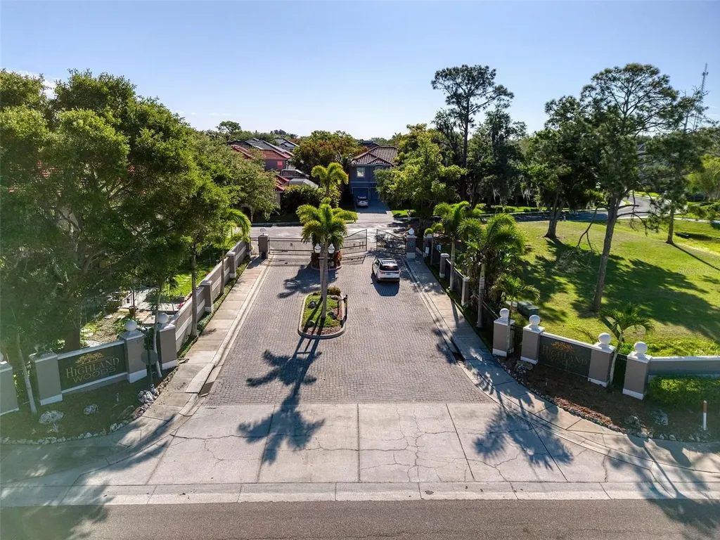 2206 Highland Woods Drive Dunedin FL 34698