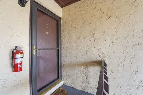 2613 Pine Lake Terrace Sarasota FL 34237