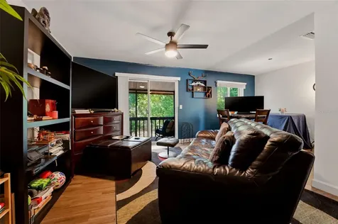 2613 Pine Lake Terrace Sarasota FL 34237