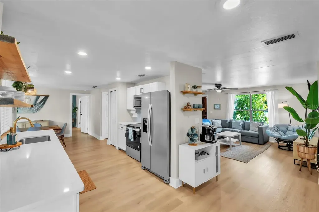 6305 36th Avenue W Bradenton FL 34209