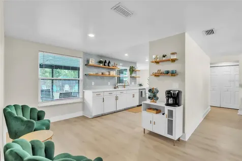 6305 36th Avenue W Bradenton FL 34209