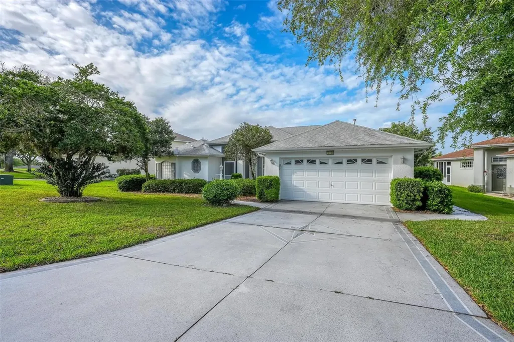 26908 Honeymoon Avenue Leesburg FL 34748