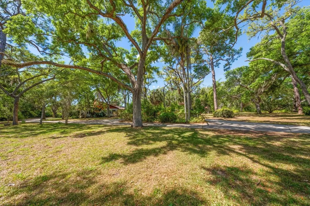 11496 74th Avenue Seminole FL 33772