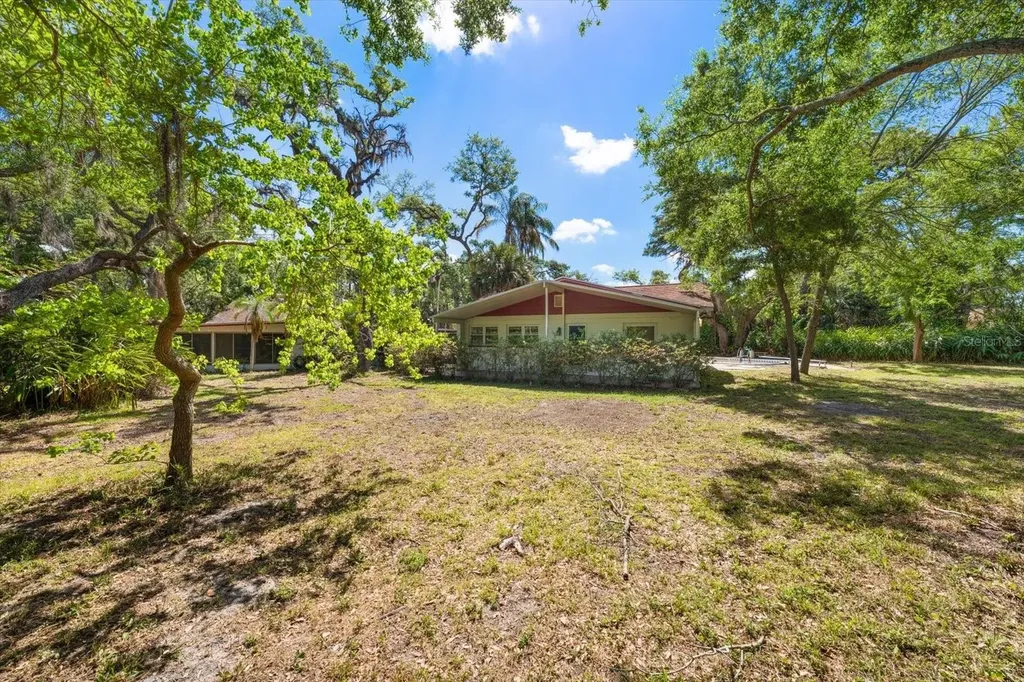 11496 74th Avenue Seminole FL 33772