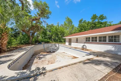 11496 74th Avenue Seminole FL 33772