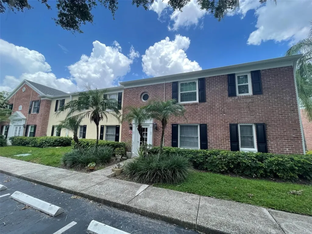 13686 Orange Sunset Drive Tampa FL 33618