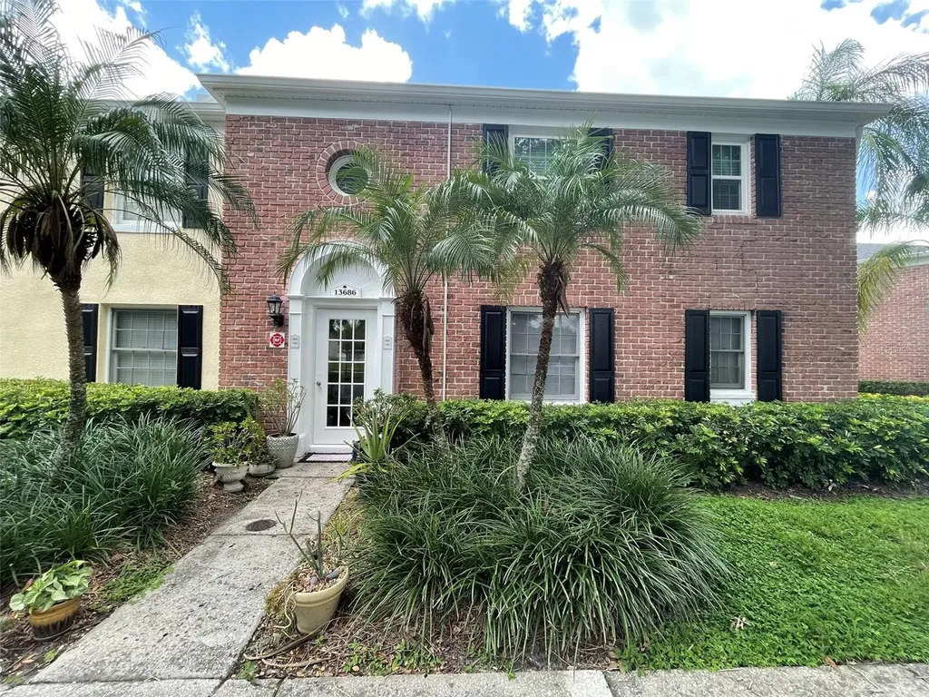 13686 Orange Sunset Drive Tampa FL 33618