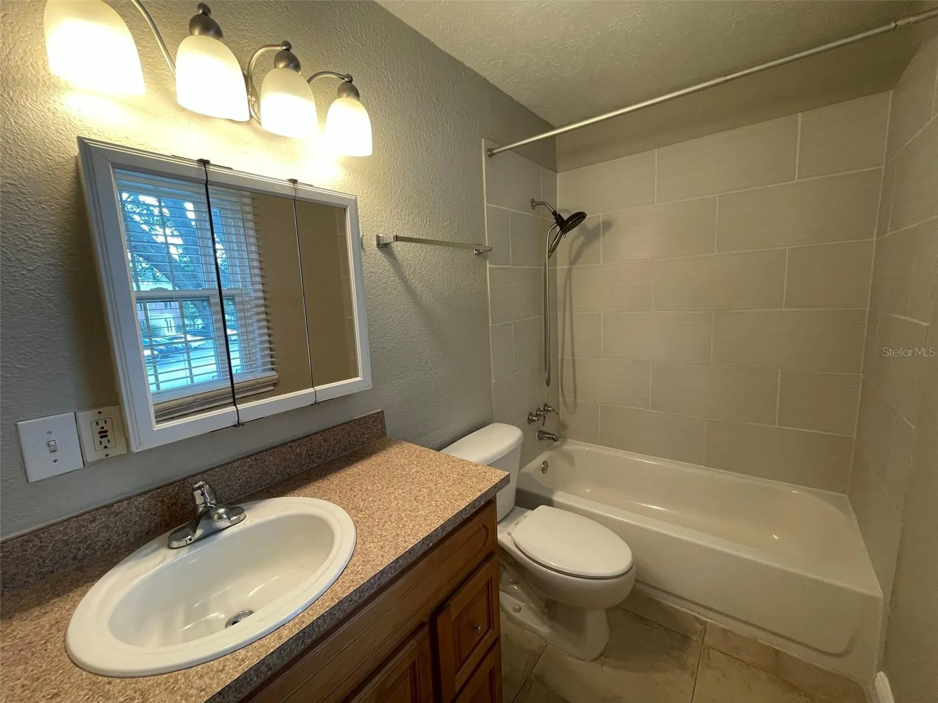 13686 Orange Sunset Drive Tampa FL 33618