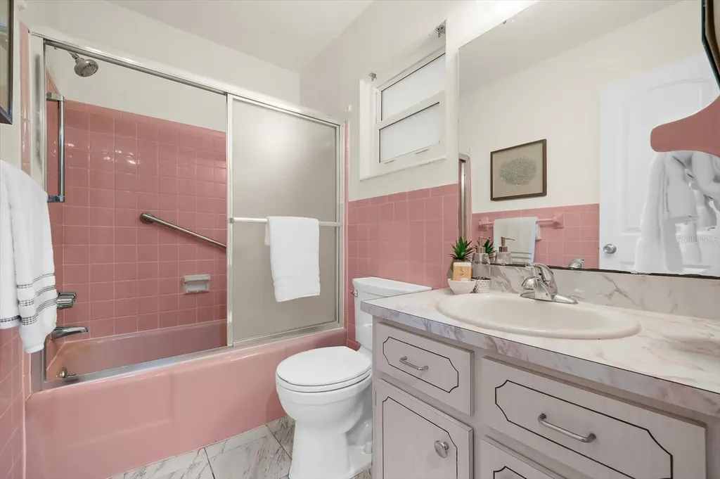 3315 W Beaumont Street Tampa FL 33611
