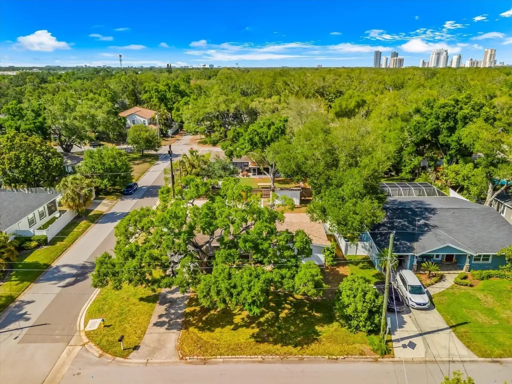 3315 W Beaumont Street Tampa FL 33611