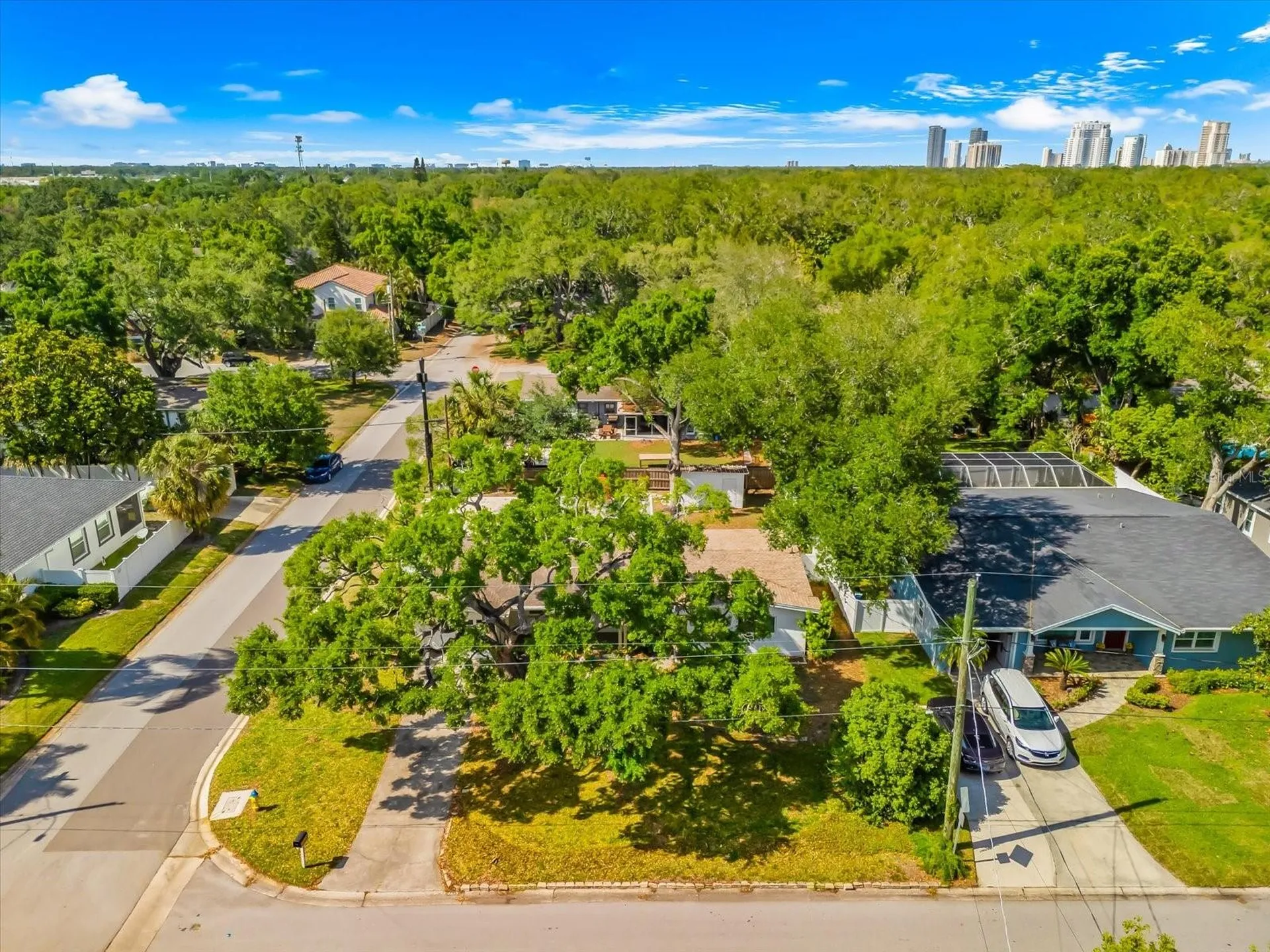 3315 W Beaumont Street Tampa FL 33611