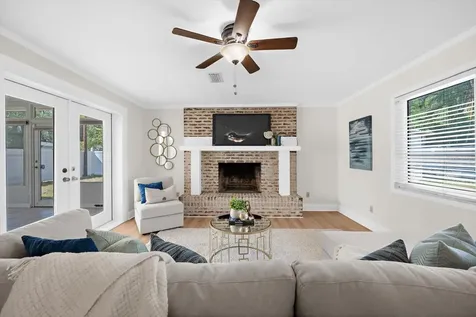 3315 W Beaumont Street Tampa FL 33611
