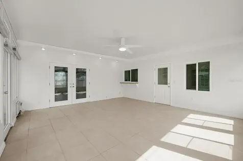 3315 W Beaumont Street Tampa FL 33611