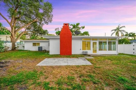 3315 W Beaumont Street Tampa FL 33611