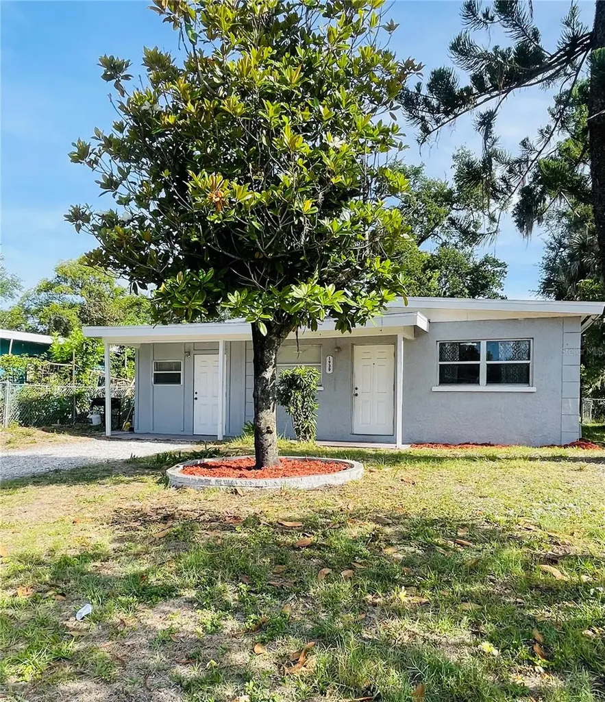 1939 7th Avenue E Bradenton FL 34208