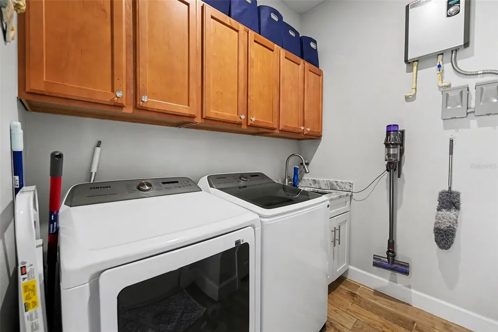3409 E Powhatan Avenue Tampa FL 33610