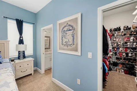 3409 E Powhatan Avenue Tampa FL 33610