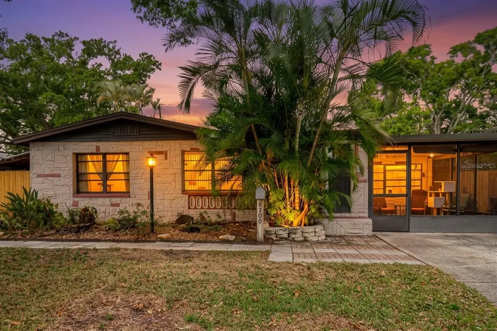 8300 54th Street N Pinellas Park FL 33781