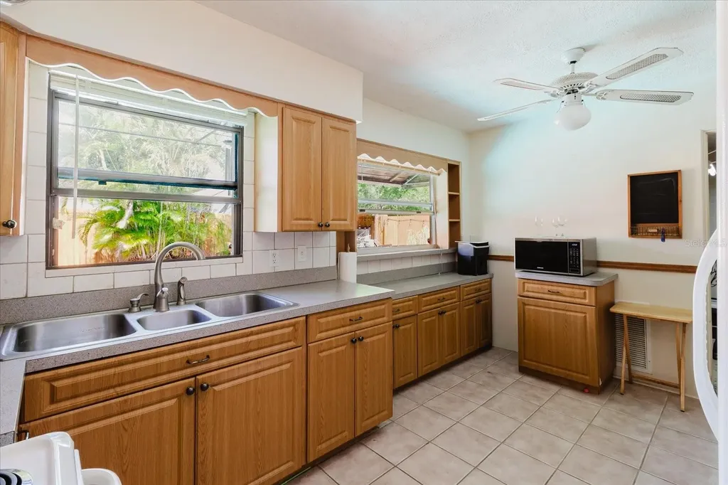 8300 54th Street N Pinellas Park FL 33781