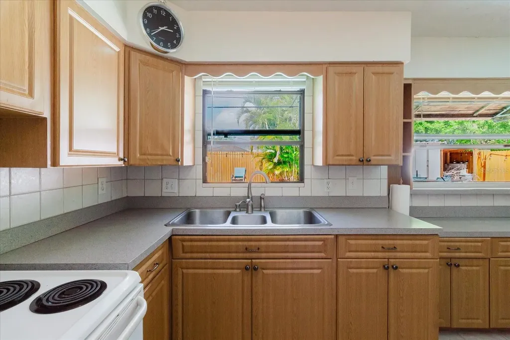 8300 54th Street N Pinellas Park FL 33781