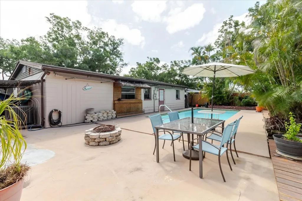 8300 54th Street N Pinellas Park FL 33781