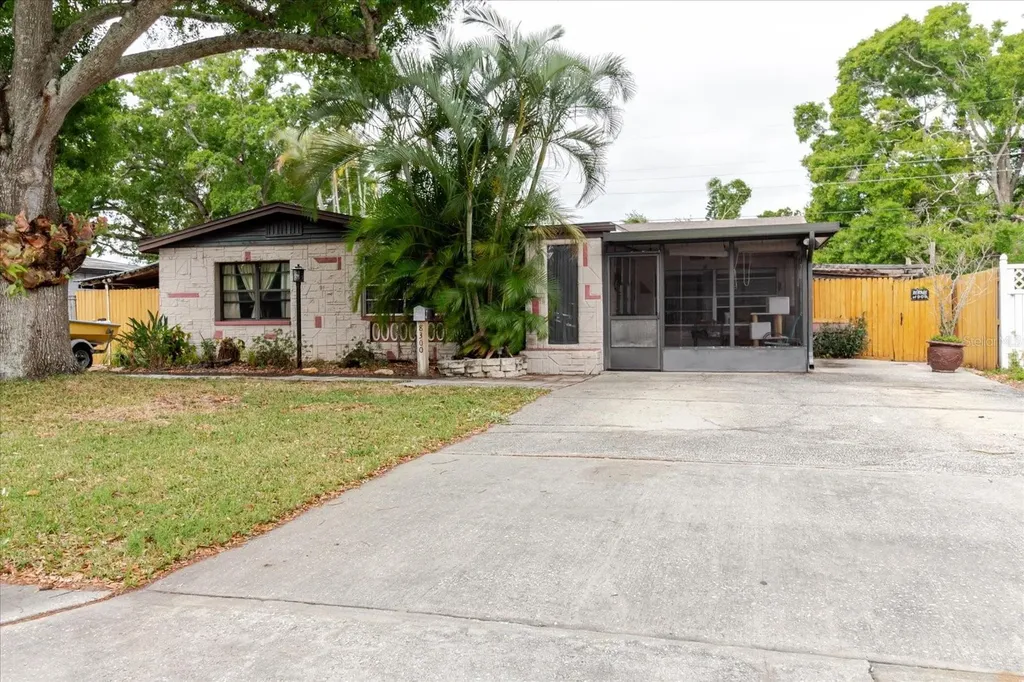 8300 54th Street N Pinellas Park FL 33781