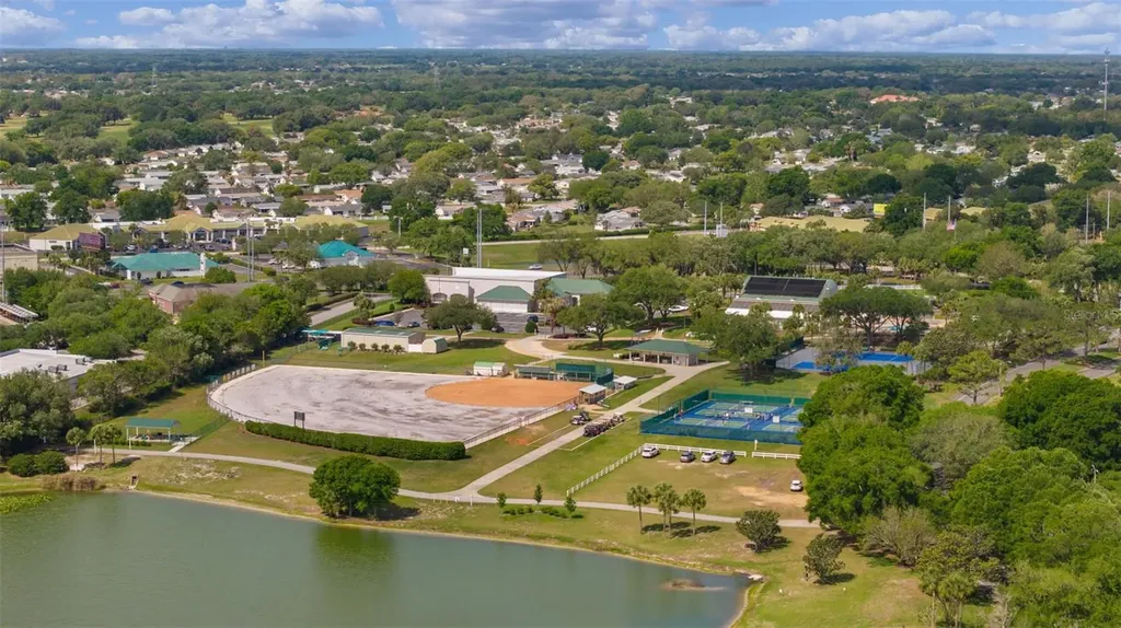 17600 SE 117th Circle Summerfield FL 34491