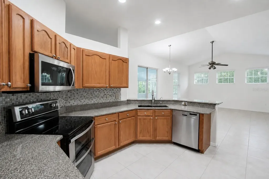 4810 Water Lark Way Valrico FL 33596