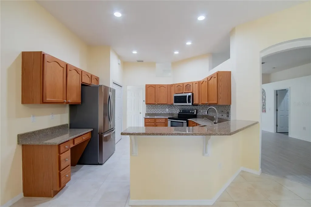 4810 Water Lark Way Valrico FL 33596
