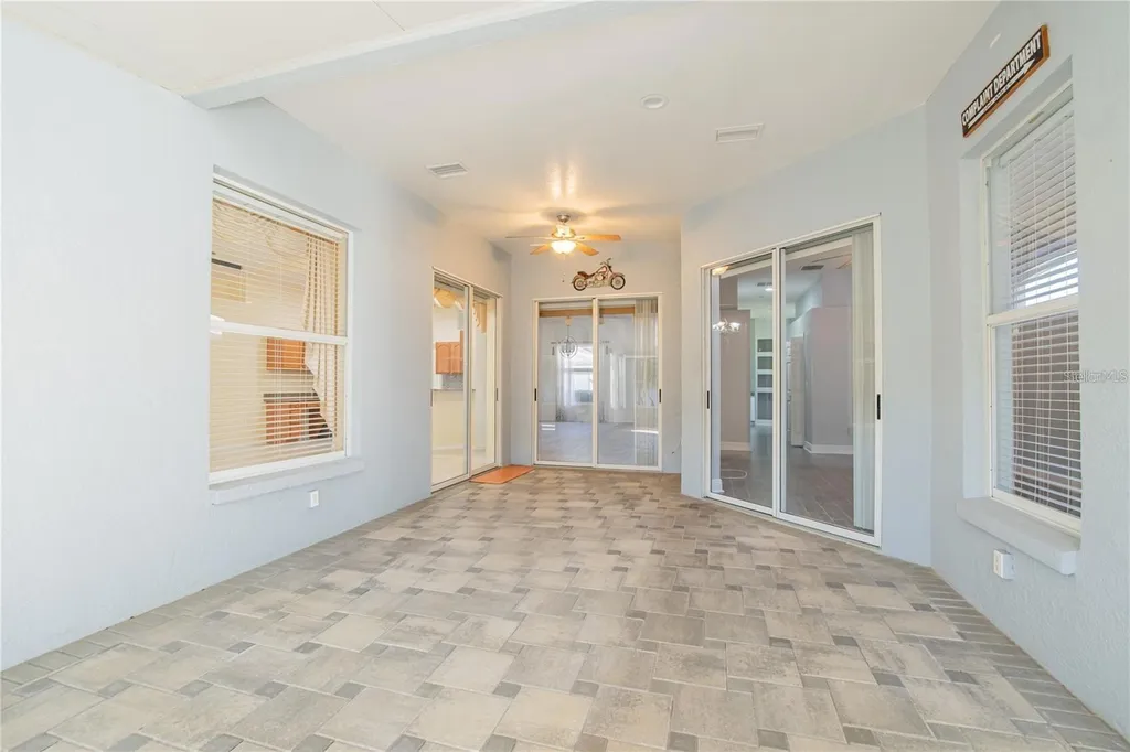 4810 Water Lark Way Valrico FL 33596