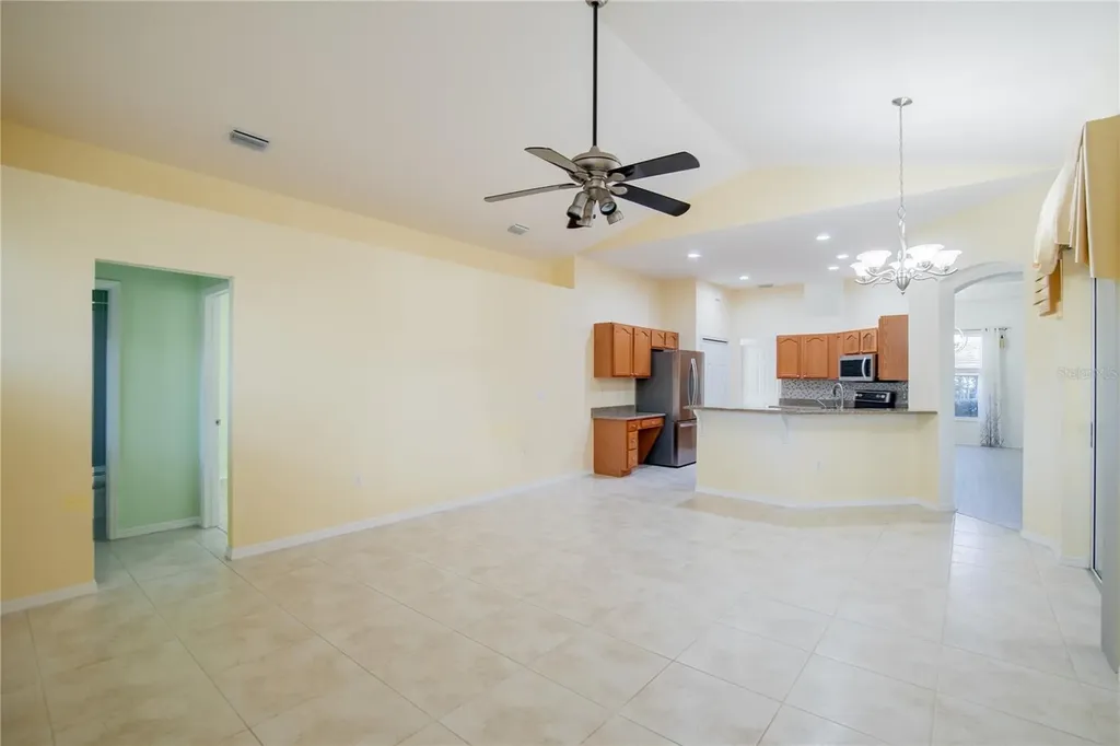 4810 Water Lark Way Valrico FL 33596