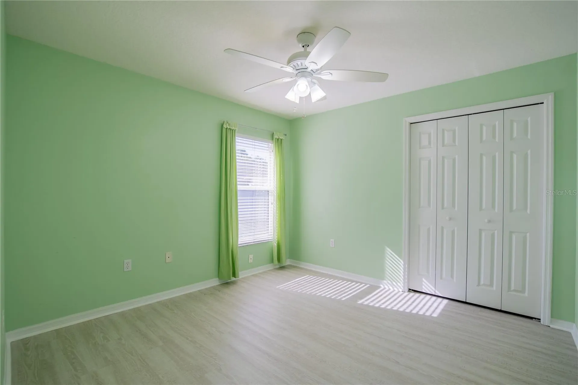 4810 Water Lark Way Valrico FL 33596