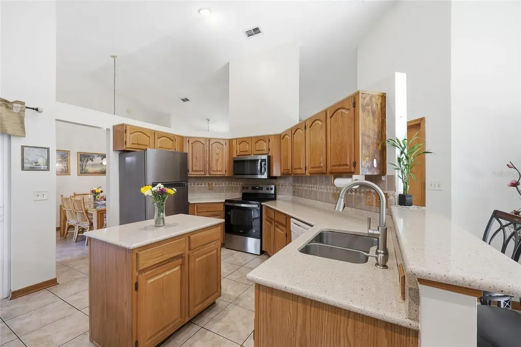 9516 Cullowhee Court Orlando FL 32817