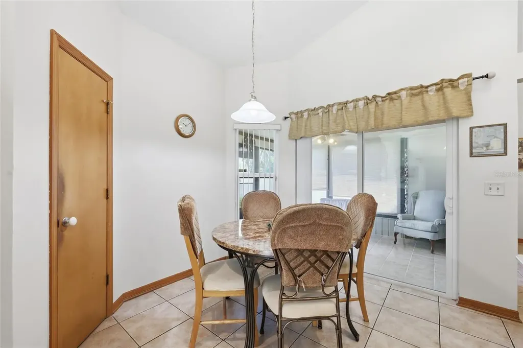 9516 Cullowhee Court Orlando FL 32817