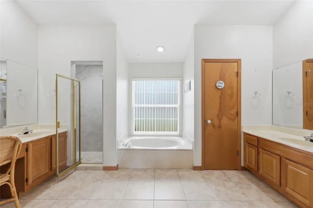 9516 Cullowhee Court Orlando FL 32817