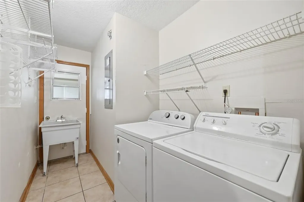 9516 Cullowhee Court Orlando FL 32817