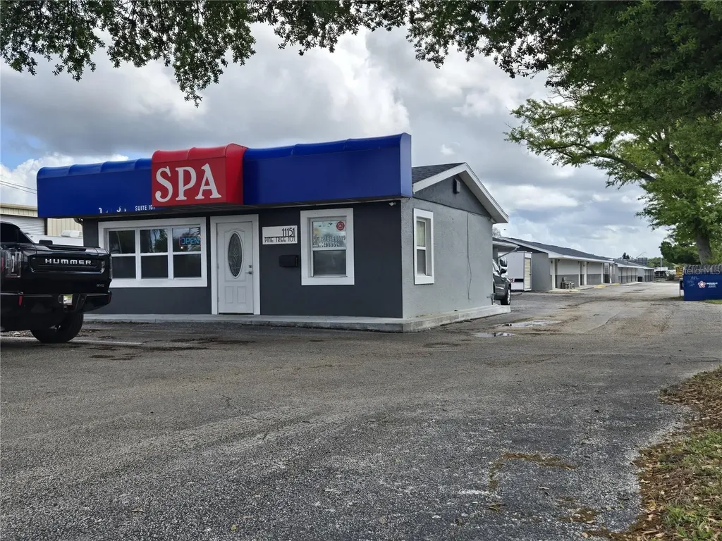 11151 66th Street Largo FL 33773