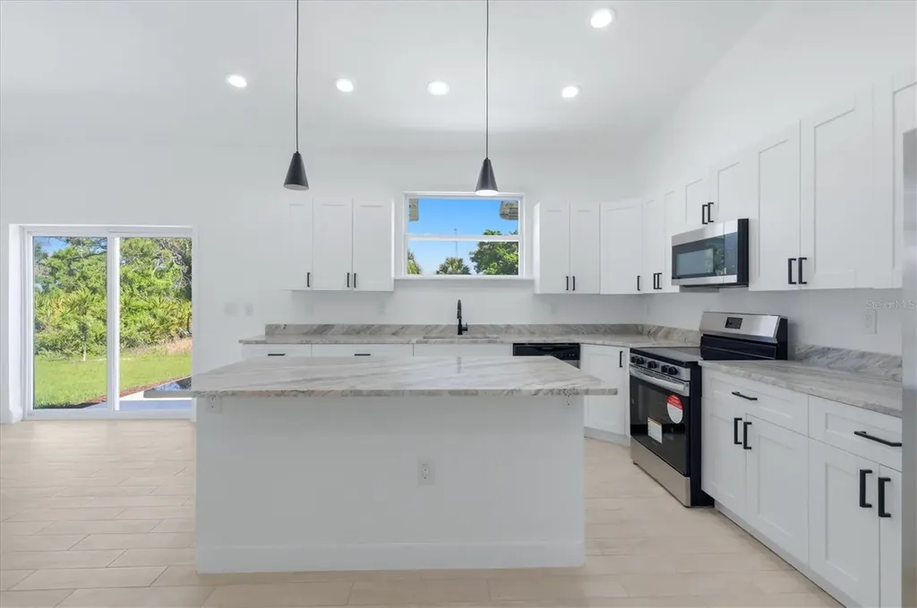 8 Bank Court Placida FL 33946