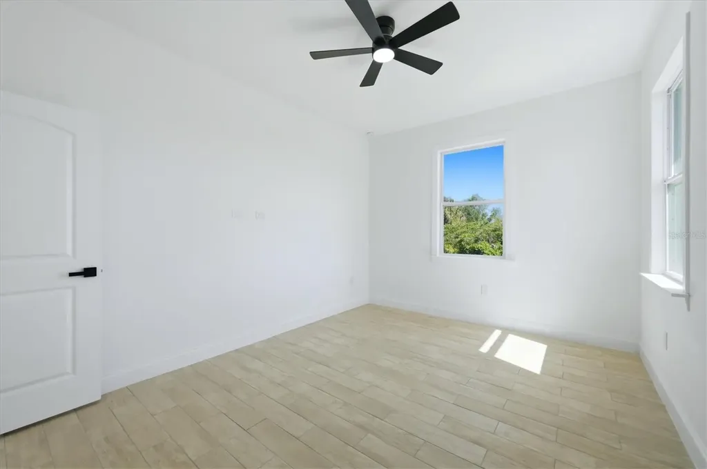 8 Bank Court Placida FL 33946
