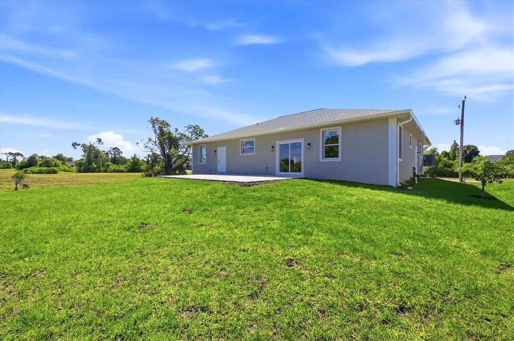 8 Bank Court Placida FL 33946