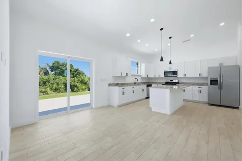 8 Bank Court Placida FL 33946