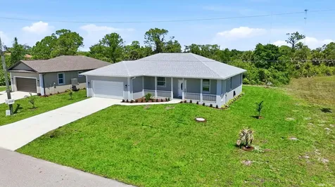 8 Bank Court Placida FL 33946
