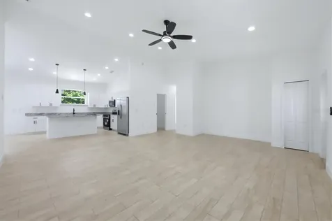 8 Bank Court Placida FL 33946