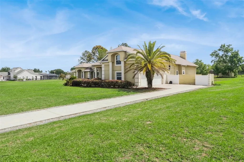 17540 Vista Belle Court Montverde FL 34756