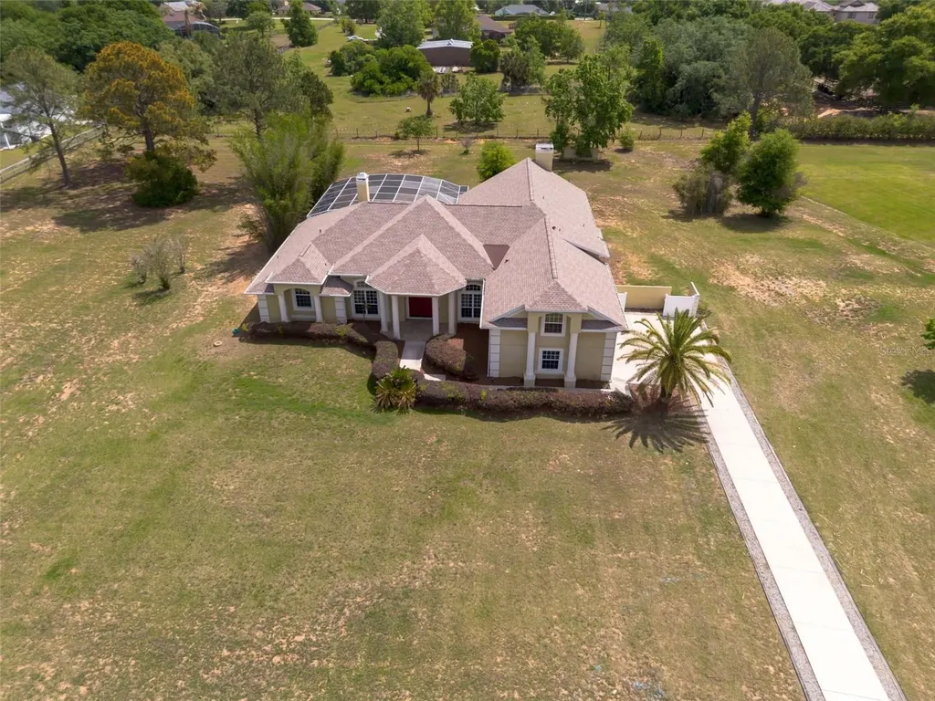 17540 Vista Belle Court Montverde FL 34756
